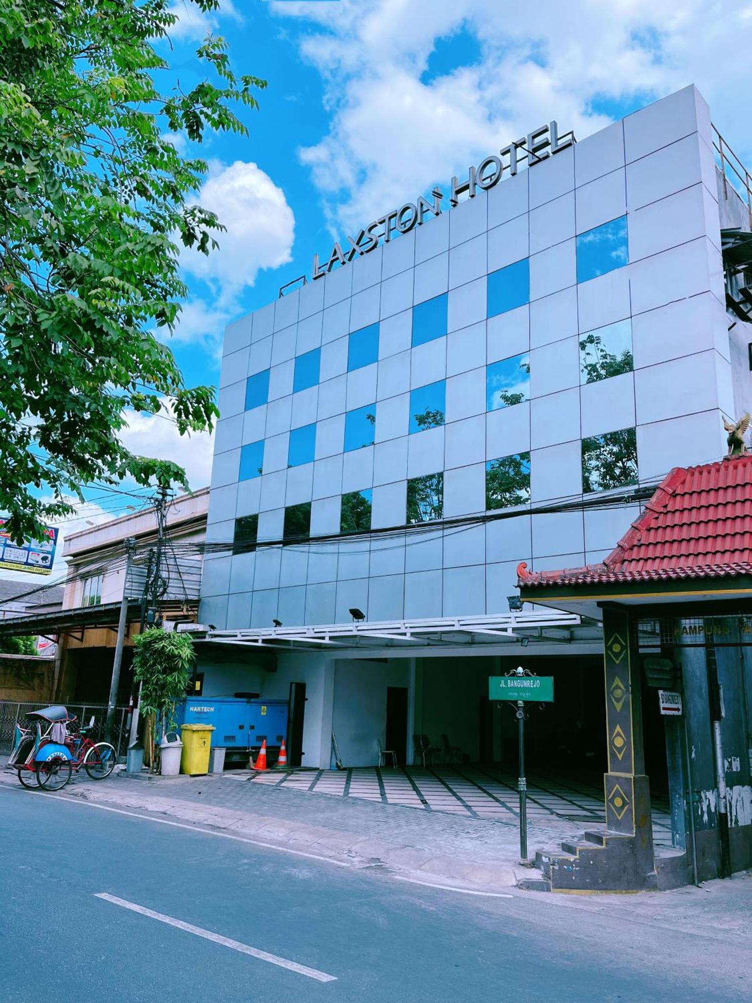Laxston Hotel Yogyakarta Eksteriør billede